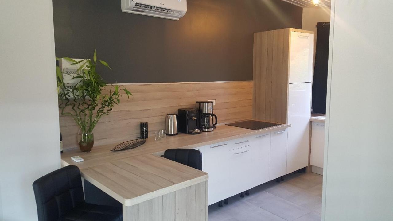Appartamento La Bastide de l'Issole Besse-sur-Issole Esterno foto